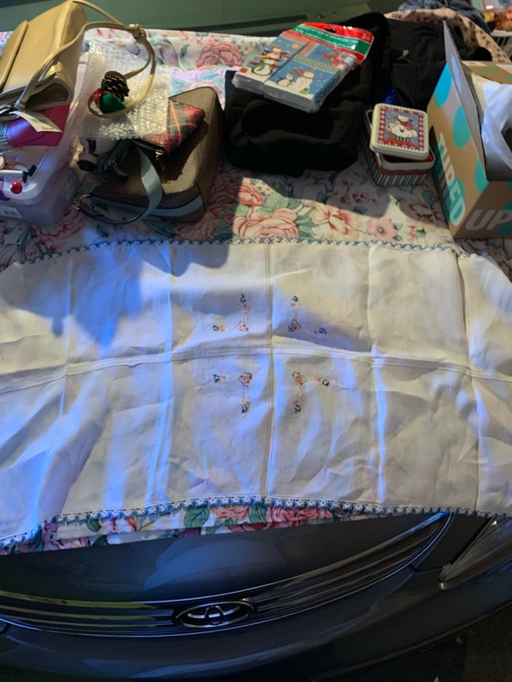 Table runner - Picture 3 of 4